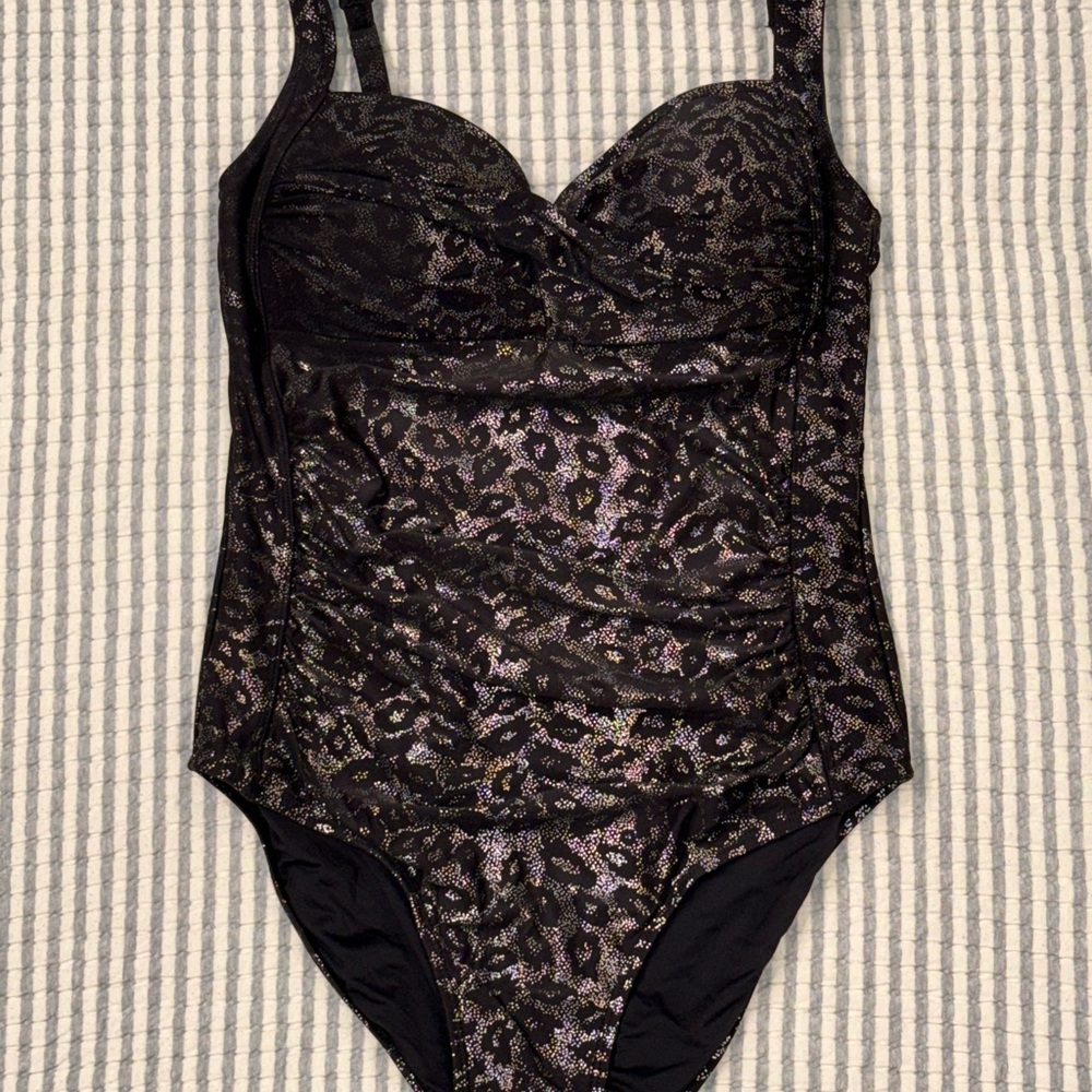 Animal Print Nip Tuck Tummy Control Patterned Women's One Piece Swimsuit 6